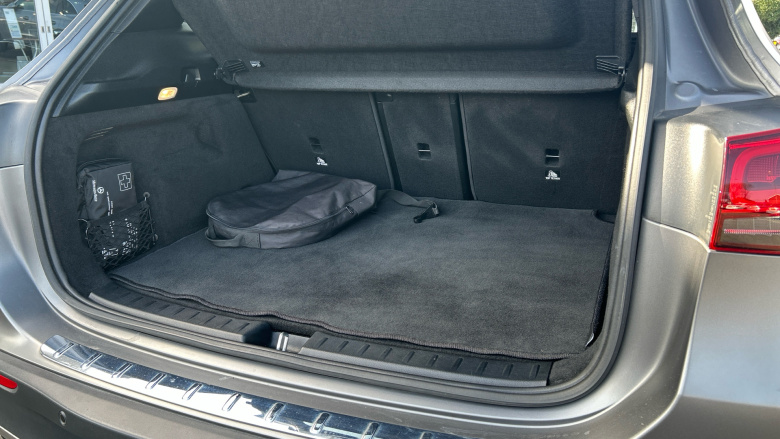 Mercedes-Benz Eqa 350 4M 215kW AMG Line Premium 66.5kWh 5dr Auto Electric Hatchback